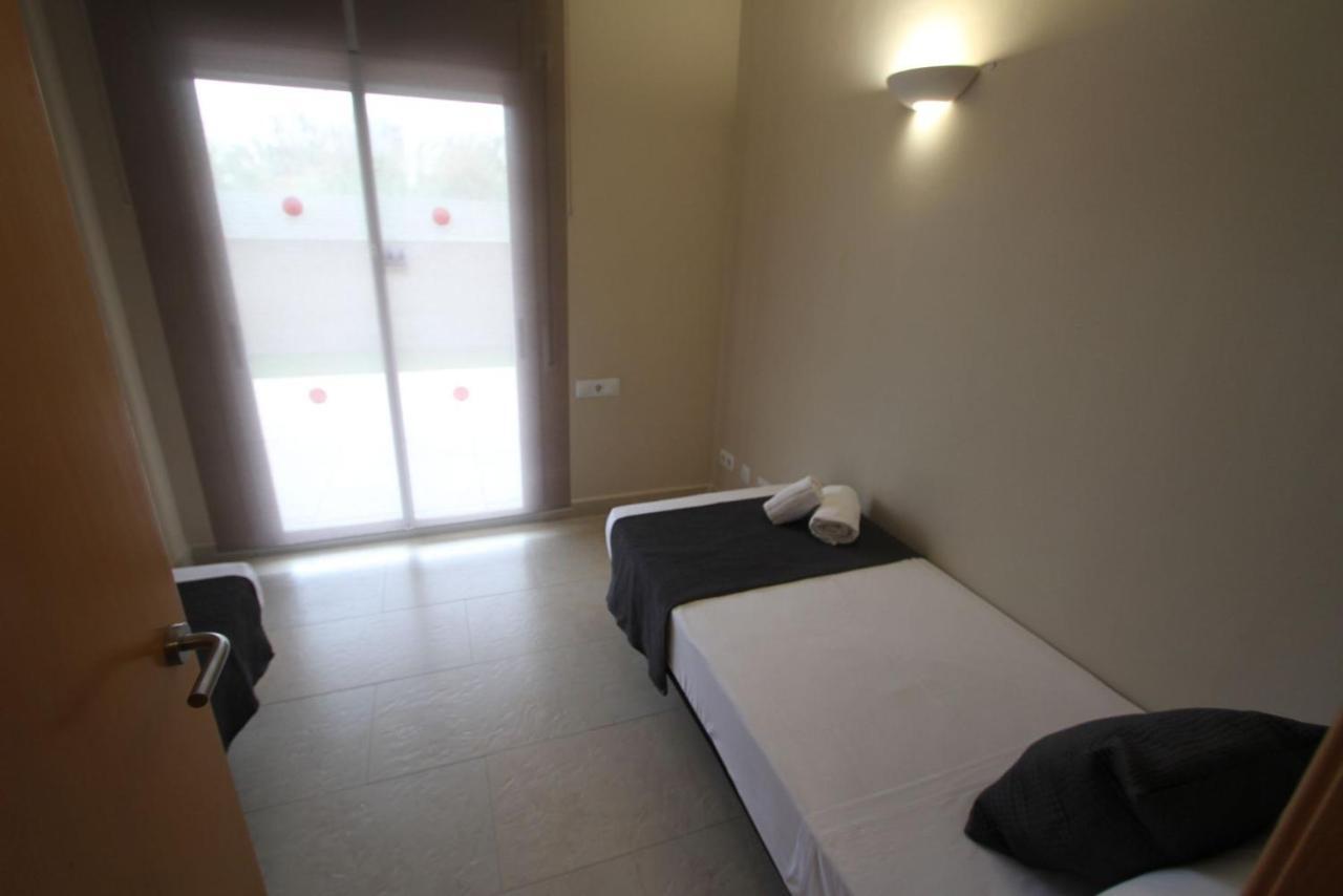 For A Stay Aqquaria Deluxe Салоу Екстериор снимка